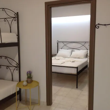 Eva Apartman Makríjalosz